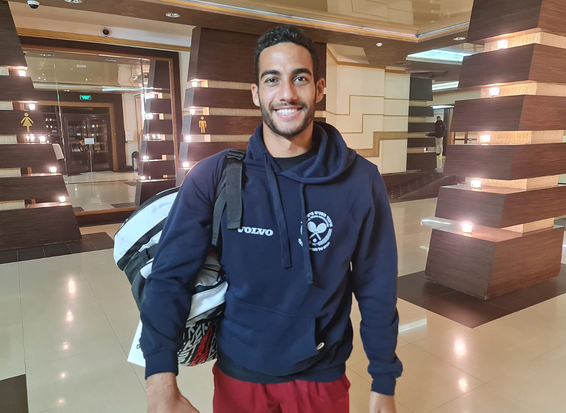 צוקרמן במלון באוקראינה, אתמול // צילום: לידור גולדברג