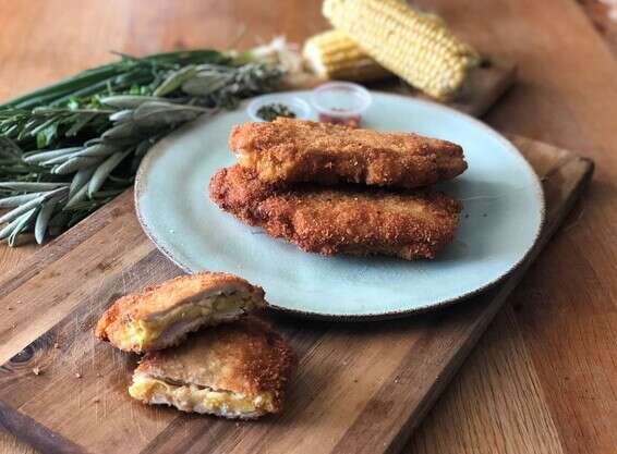 עם העוף נוסף גם ערך תזונתי. שניצל תירס // צילום: משה בן שמחון