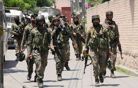 חיילים של צבא הודו סמוך לגבול עם סין // צילום: רויטרס