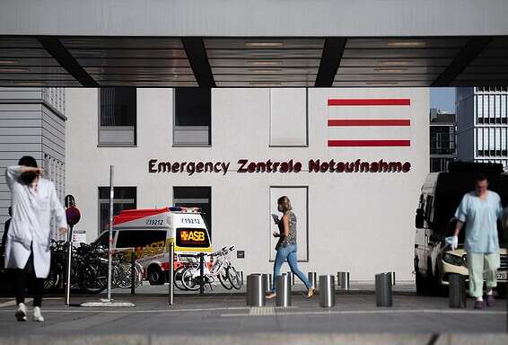 תחת שמירה הדוקה. בית החלים בברלין בו מאושפז נבלני // צילום: EPA