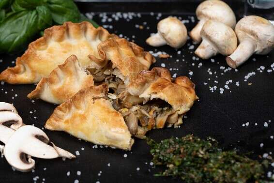 אמפנדס פטריות // צילום: אייל קרול