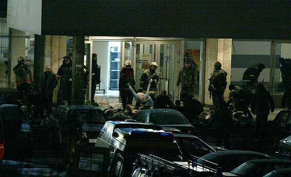 כוחות מחוץ לתיאטרון // צילום: גטי אימג'יס