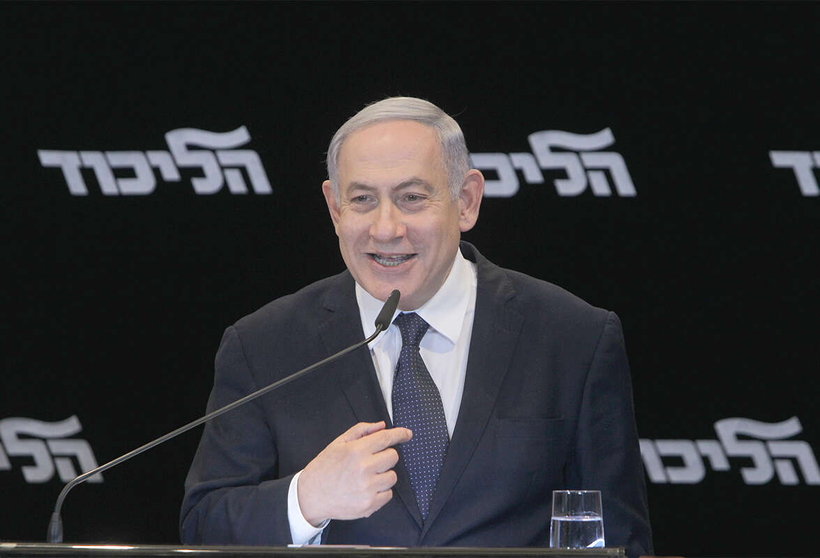 פירוטכניקה והפקה מנופחת כדי להפוך בקשת חסינות לאירוע בעל משקל. נתניהו השבוע // צילום: מרים צחי // פירוטכניקה והפקה מנופחת כדי להפוך בקשת חסינות לאירוע בעל משקל. נתניהו השבוע ,