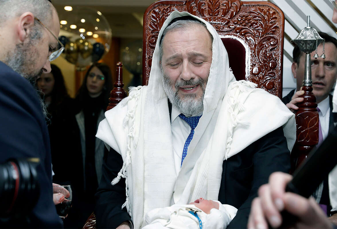 אריה דרעי בברית נכדו // יהודה פרץ ,