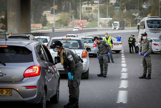 מחסום ליד בית שמש // צילום: אורן בן חקון