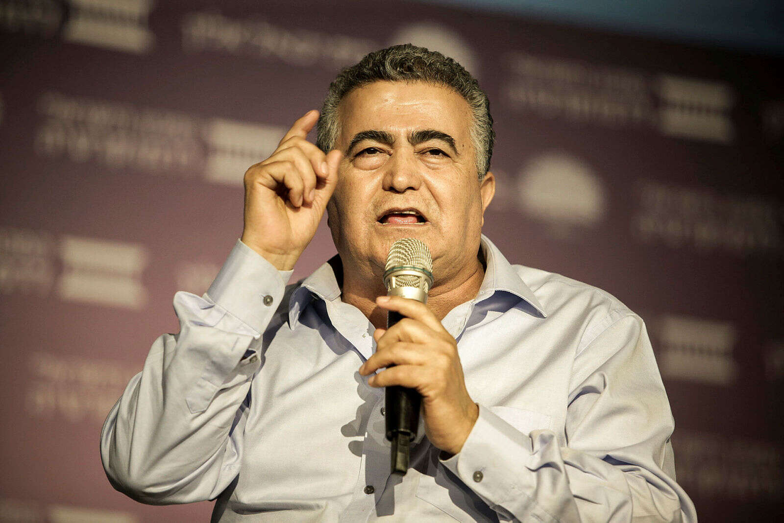 יו"ר העבודה עמיר פרץ // צילום: אורן בן חקון ,