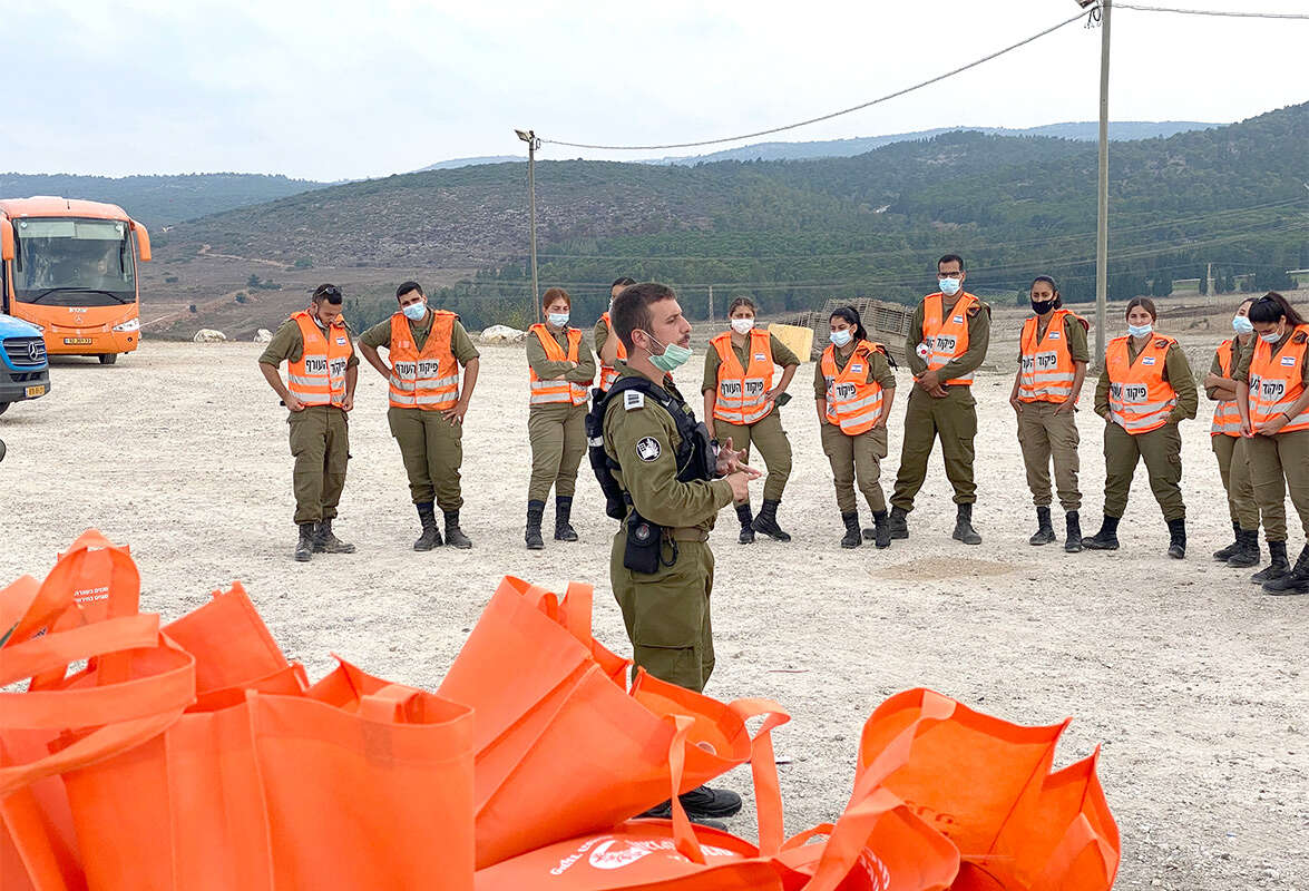 אחד היעדים הוא לבצע מהפכה בתחום החקירות האפידמיולוגיות. הכנות להקמת מפקדת הקורונה // צילום: דו"צ // אחד היעדים הוא לבצע מהפכה בתחום החקירות האפידמיולוגיות. הכנות להקמת מפקדת הקורונה ,