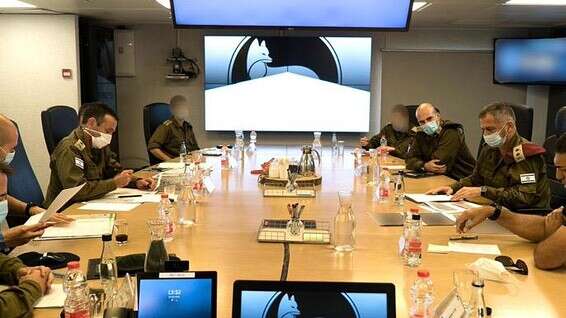 כוכבי בדיון הערכת המצב // צילום: דובר צה"ל