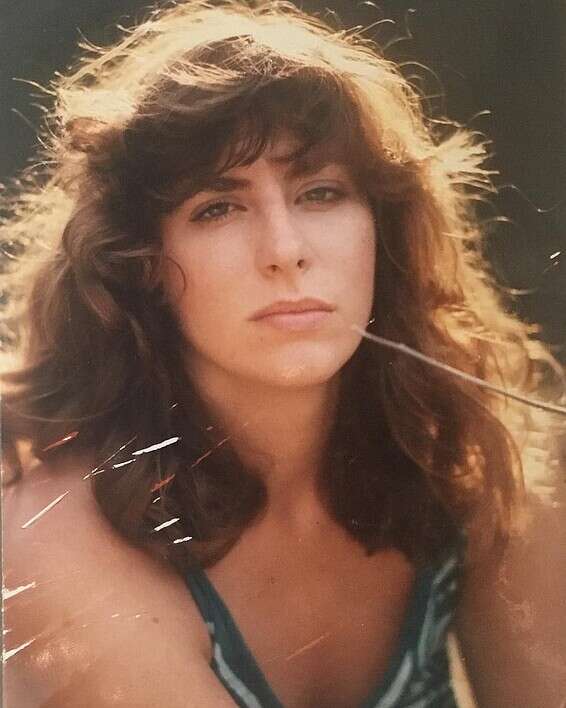 הגישה תלונה נגד ביידן, טרה ריד