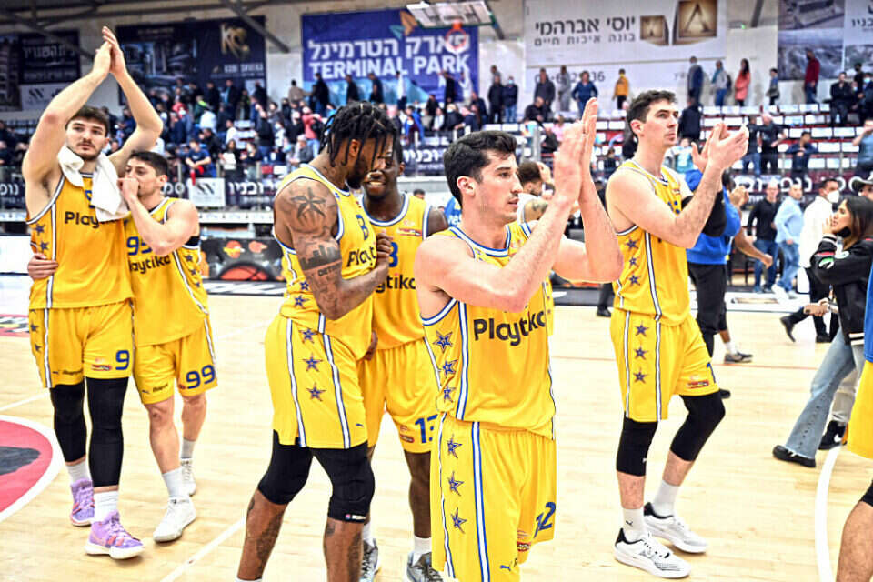 מכבי ת"א מתרגלת לעידן חדש , יהודה בן יטח