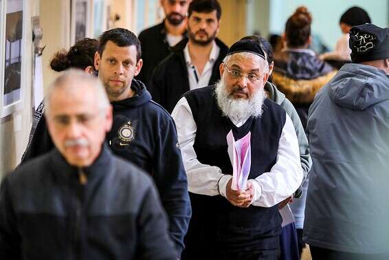 אהרן רמתי בבית המשפט // צילום: אורן בן חקון