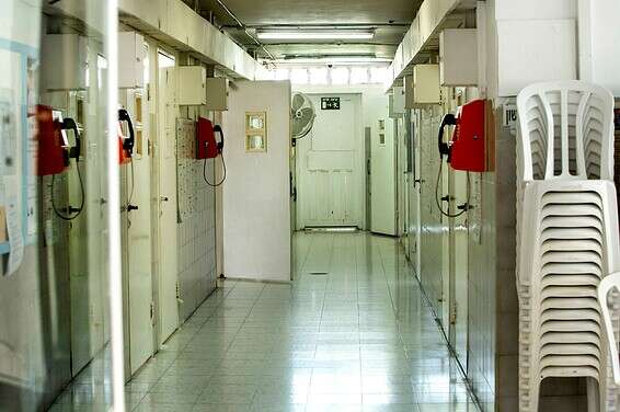 מתכוננים לבידוד אגפים. מתקן נווה תרצה // צילום: משה שי