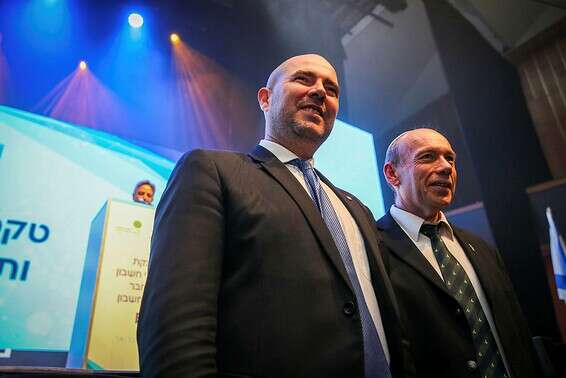 אנגלמן (מימין) ואוחנה (משמאל) // צילום ארכיון: אורן בן חקון