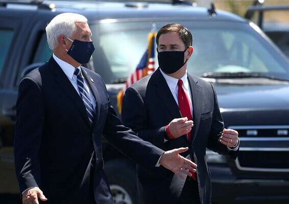 סגן הנשיא מייק פנס בביקור באריזונה אתמול // צילום ארכיון: איי.פי