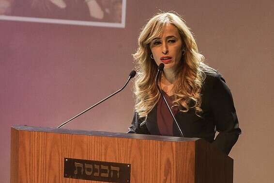 מבית המחוקקים לאי של "הישרדות" // צילום: אורן בן חקון