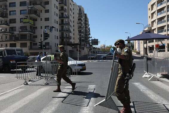 כוחות צה"ל משתתפים במאבק בנגיף הקורונה // צילום: מרים צחי