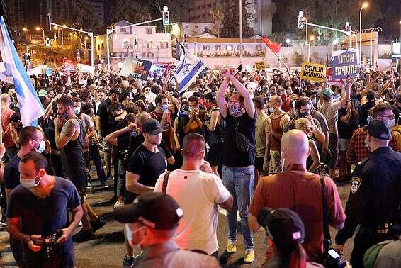 75% מהנשאלים לא מרוצים מהטיפול במשבר הכלכלי. הפגנת העצמאים // צילום: קוקו