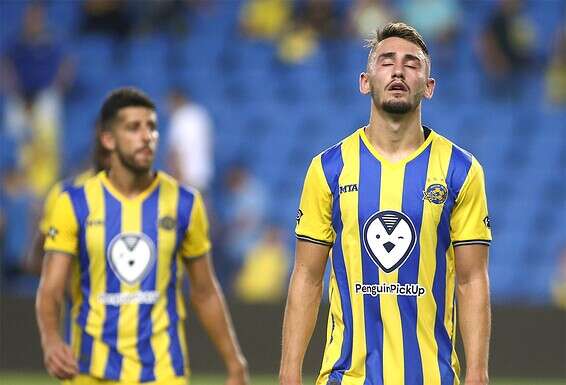 "בחורים טובים אך טיפשים". אצילי ומיכה // צילום: אלן שיבר