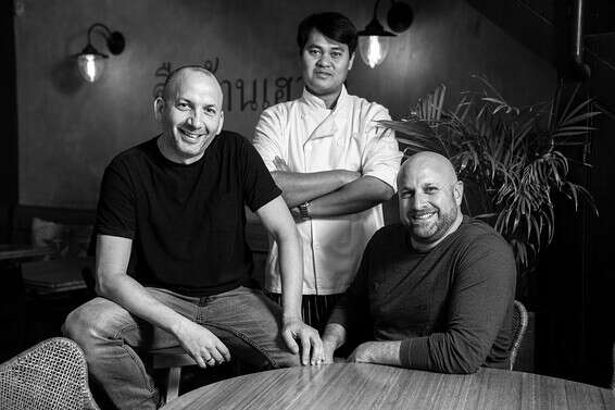 "כמו להתחיל מאפס". אביאל אוסלנדר (משמאל) // צילום: אנטולי מיכאלו