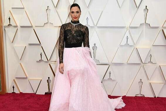 מוערצת. גל גדות // צילום: AP