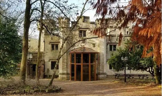 טירה מהמאה ה-19 // צילום: מתוך אתר המלון