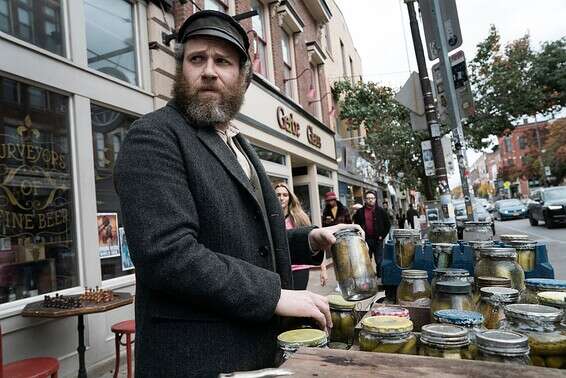 הסרט מציג את ההתמודדות האמיתית של יהודי ארה"ב // צילום: AP