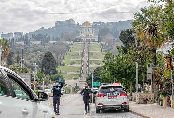 רחובות חיפה ריקים // צילום: מישל דוט קום