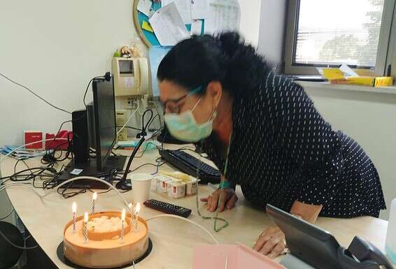 הזהירות נר לרגליה. פרופ' סיגל סדצקי חוגגת יום הולדת קצת אחרת