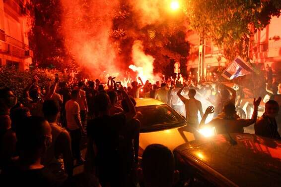 האוהדים המשיכו לחגוג ברחובות ת"א // צילום: עמי שומן