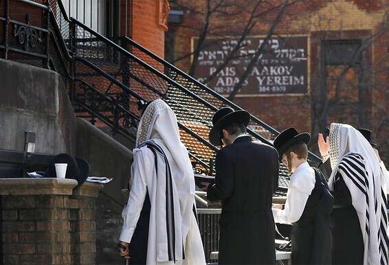 בתי הכנסת סגורים // צילום ארכיון: רויטרס