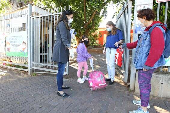 ביה"ס "גורדון" בהרצליה, הבוקר // צילום: עמי שומן