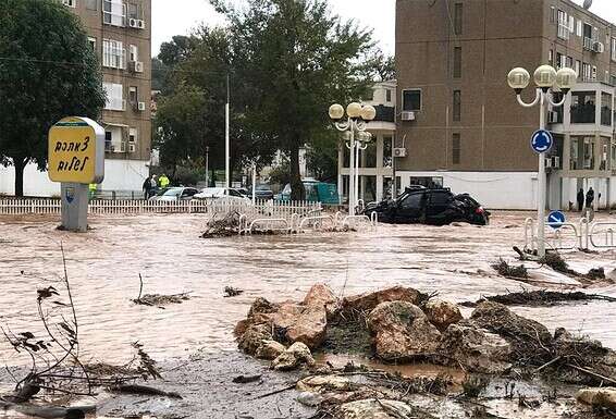 האסון בנהריה // צילום: נועם פלקאסא/TPS