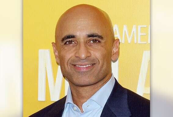 שר המדינה והשגריר אל עותייבה // צילום: WireImage