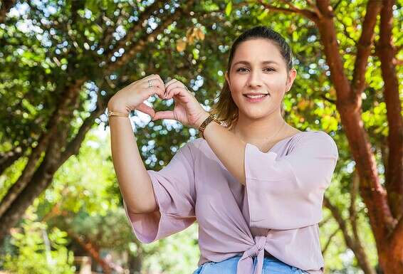 "כשהרוע יוצא ברשתות החברתיות, זה כמו באקדח". אליה בת ה-18