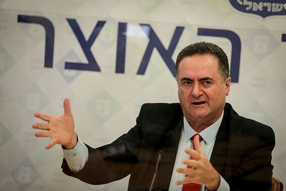 "אמשיך לפעול על מנת לחזק את מערכת הבריאות". השר כץ // צילום: אורן בן חקון