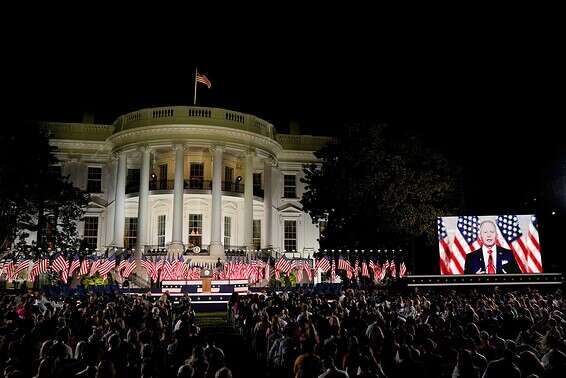 המדשאה הדרומית של הבית הלבן לפני נאום טראמפ // צילום: אי.פי