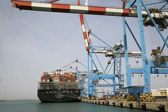 נמל אשדוד. סין משקיעה גם בו // צילום: לירון מולדובן