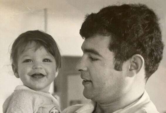 מאיר אריאל עם בתו, שירז