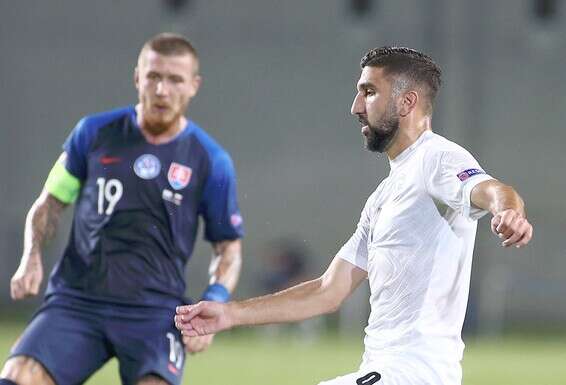 "אנחנו מאמינים". דאבור במדי הנבחרת במשחק מול סלובקיה בחודש שעבר // צילום: אלן שיבר