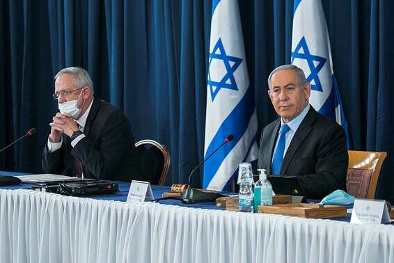 רה"מ נתניהו ושר הביטחון ורה"מ החליפי גנץ // צילום ארכיון: אוליבייה פיטוסי, פלאש 90