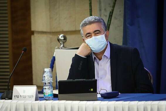 שר הכלכלה עמיר פרץ // צילום: מארק ישראל סלם