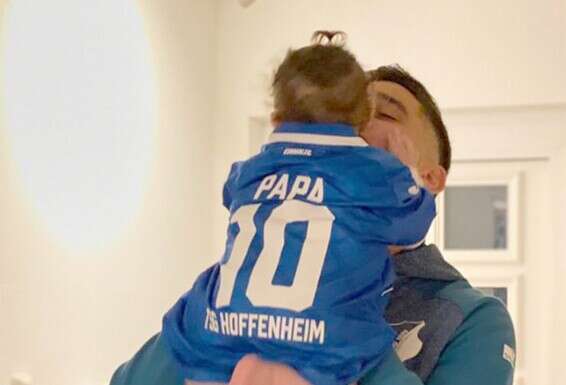 "כבר יש לה חולצה". עם הבת נור