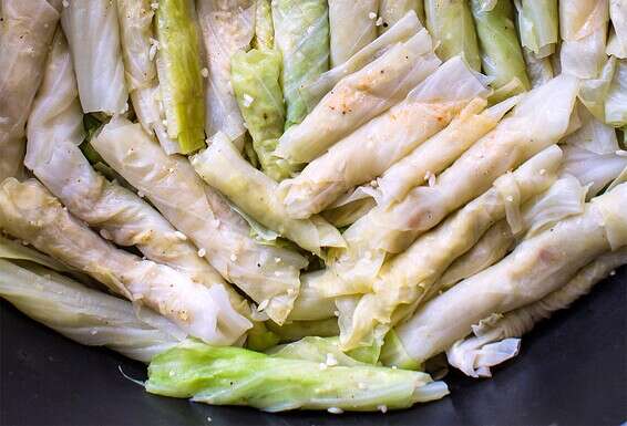 ממולאים של עלי כרוב. יד סבלנית. צילום: איתיאל ציון