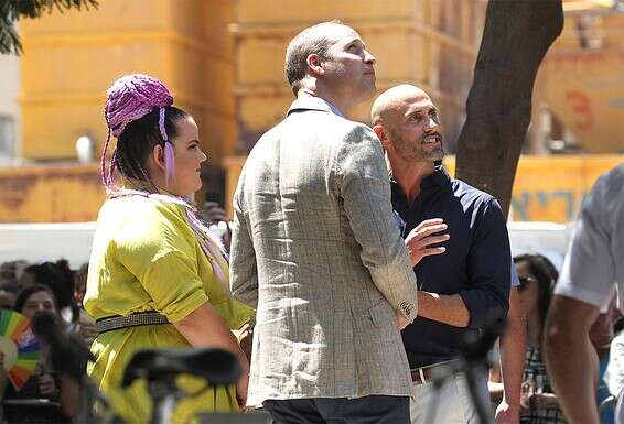 "מתגעגע לעיניים הנוצצות של התיירים". יונתן וייס בסיור עם נטע ברזילי // צילום: קוקו