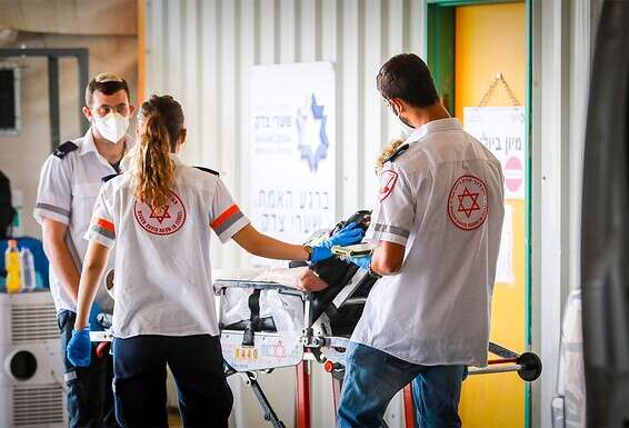 מחלקת הקורונה בשערי צדק // צילום: אורן בן חקון