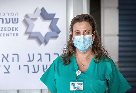 פרופ' שרון ענב // צילום: אורן בן חקון