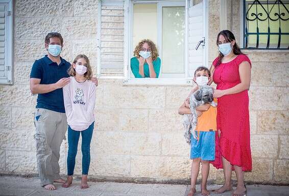 משפחת גיבור // צילום: אורן בן חקון