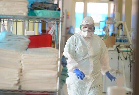 מחלקת הקורונה בביה"ח שמיר (אסף הרופא) // צילום: יוסי זליגר