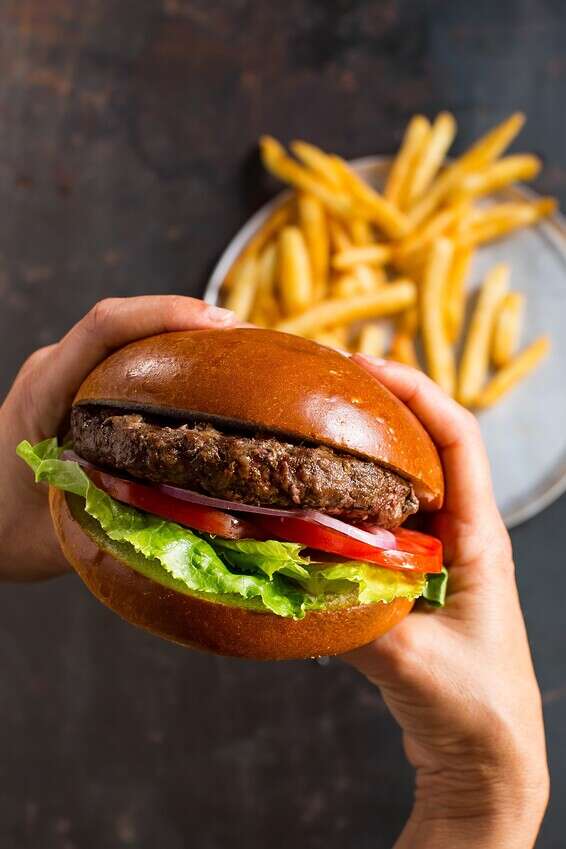 ההמבורגר החדש של לנדוור // צילום: איתיאל ציון