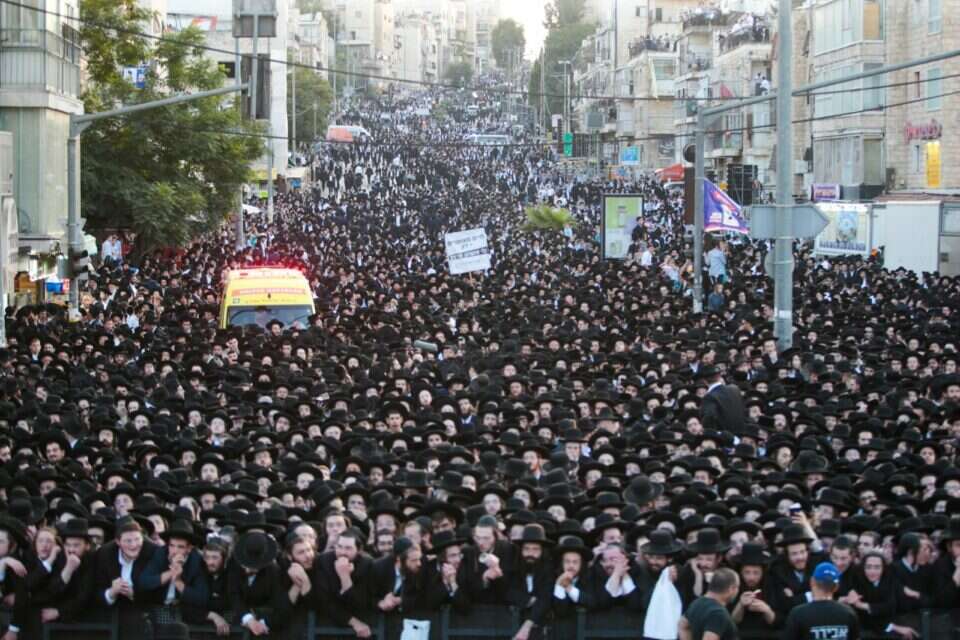 עצרת ההמונים בבני ברק // צילום: אורן בן חקון // עצרת ההמונים בבני ברק // צילום: אורן בן חקון ,